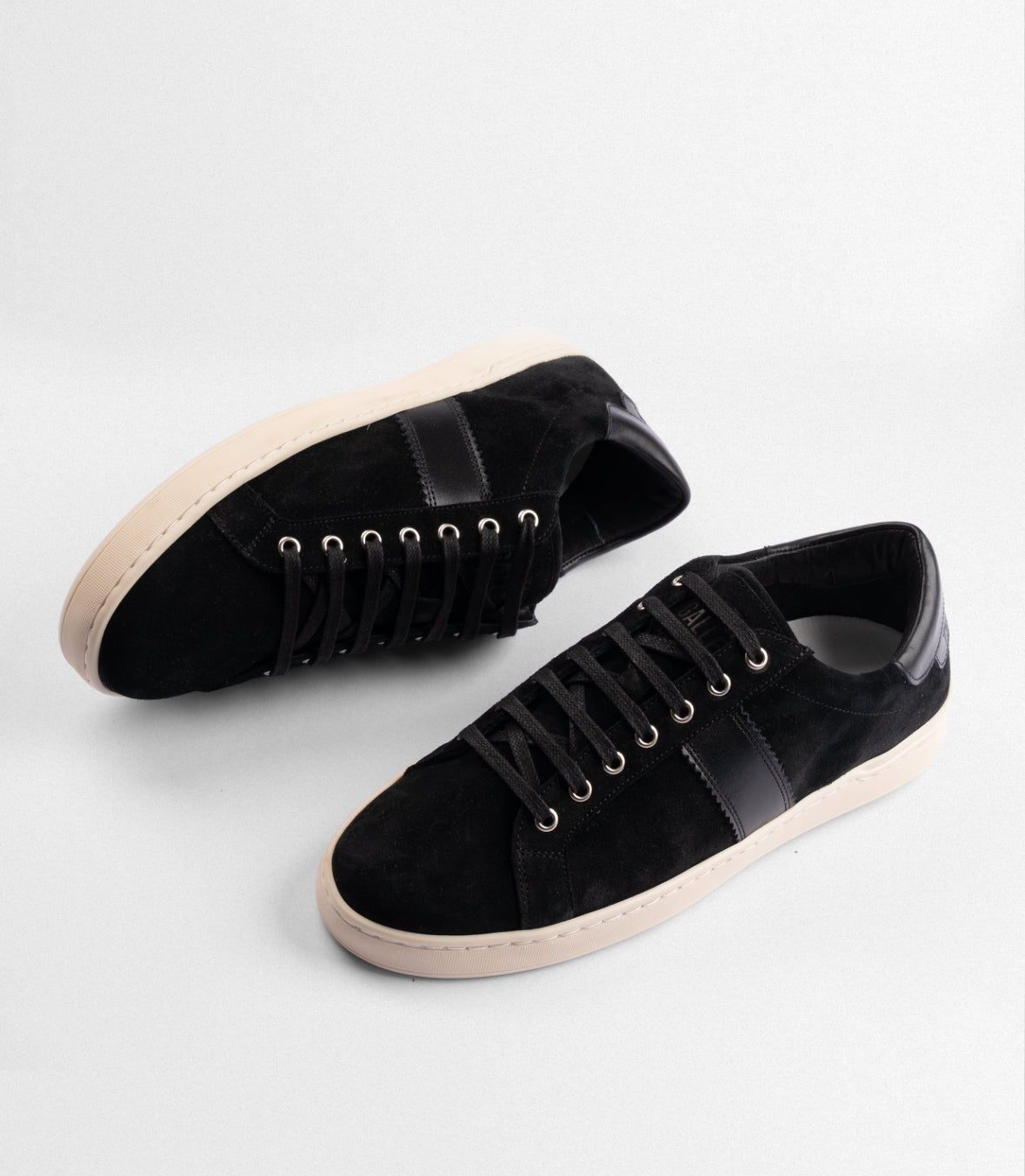 Vienna sneakers